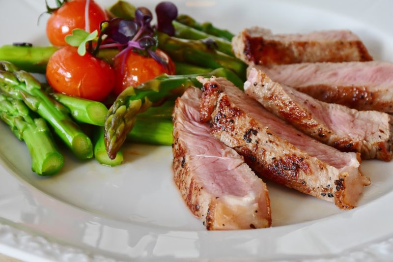 Steak s chřestem